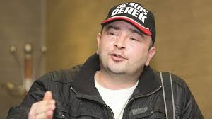 Je suis Derek? Not at all. In fact, vous etes un idiot