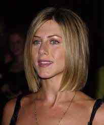 Jennifer aniston is an american actress, producer, and businesswoman. Jennifer Anistons Kultfrisuren Von 1990 Bis 2020