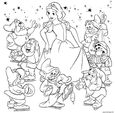 Dessin a colorier blanche neige. Coloriage Blanche Neige Et Les 7 Nains Film Disney Dessin Disney Walt A Imprimer