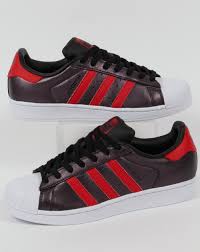 Diese findet ihr dort in der roten ausführung in den größen von s und m. Adidas Superstar Trainers Black Red Originals Shell Toe 80s Shoes