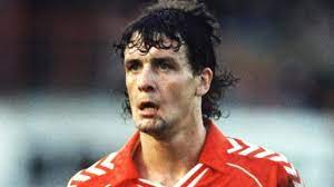 November 1987 eine der verrücktesten geschichten der bundesliga. Bayern Munich And Wales Mark Hughes Two Games In Two Countries In A Day Footballghana