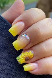 Whether you're looking for the right color to complete your festive easter nail art design, or you're just looking for some light, pretty. 20 Sunflower Nails That Will Make Everyone Jealous Top Fashion News