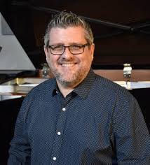 Brad Rees's Instagram, Twitter & Facebook