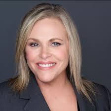 Rebecca Lightner's Instagram, Twitter & Facebook