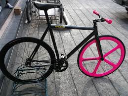 Fixie Digging The Hot Pink Fixie Bike Fixie Fixed Bike