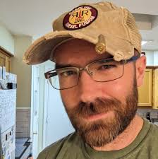 Does anyone have 12 of these in red? Need 12 more for Red Rocket gas  station from Fallout.