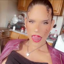 So dis why biggie said stand 12 toes down?🤔