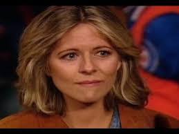 Diana Hart's Instagram, Twitter & Facebook