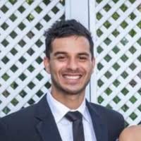 50+ perfiles de «Andreou»