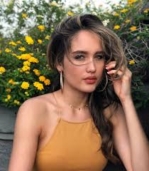 139k Likes 854 Comments Cinta Laura Kiehl Claurakiehl On Instagram Fotografi Potret Gadis Cantik Kencan