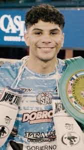 🥊 SANSÓN, A LA ESPERA DEL GRAN CRUCE, Sansón Rosa hizo su trabajo y  sentenció rápido a Hancel Gonzalez para defender el latino superligero  CMB., 🗣️Tras bambalinas, el riojano anticipó un gran duelo a ...