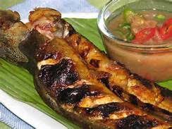 Salai ikan keli dalam oven. Peminat Ikan Keli