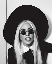Black and white / cast Lady Gaga Black And White Little Monster 4 Life Gif Find On Gifer