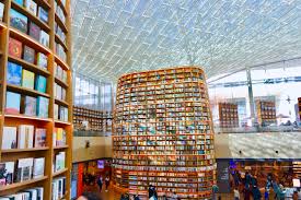 The starfield library is a must for everyone who is enthusiastic about reading. Starfield Library A Must See In Coex Mall Gangnam Seoul Library Seoul Mall
