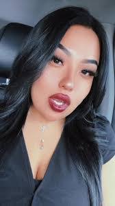 Ashley Woo's Instagram, Twitter & Facebook