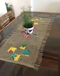 Caminho De Mesa De Juta Para O Natal Caminho De Mesa De Juta Chita Bolsas De Croche Juta Chitas