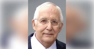 Larry Bloomquist's Instagram, Twitter & Facebook