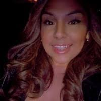 Diamond Deleon's Instagram, Twitter & Facebook