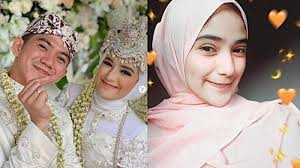 Isu masalah rumah tangga nadya mustika dan rizki da masih belum juga usai dan menemui titik terang. Mengenal Sosok Nadya Mustika Rahayu Ini Pekerjaan Yang Dilakoni Istri Rizki D Academy Tribun Medan
