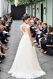 Danielle Wedding Dress By Nouvelle Amsale Bridal Amsale Wedding Dress Amsale Bridal Classic Wedding Dress