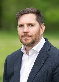 Lloyd Moritz's Instagram, Twitter & Facebook