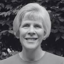 Sara Loud's Instagram, Twitter & Facebook