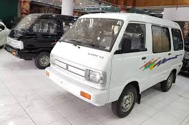 Harga suzuki carry 1.5 real van dengan tampilan terbaru yang semakin menarik dan canggih serta dilengkapi dengan kabin luas yang dapat menampung 9 suzuki meluncurkan jenis mobil komersial terbaiknya yaitu suzuki carry 1.5 real van. Suzuki Carry 1 0 Karoseri Kondisi Baru Jok Masih Plastikan Ada 2 Unit Gridoto Com