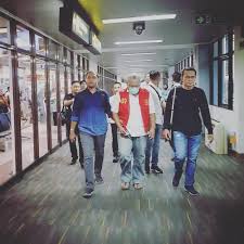 Walau secara geografis merupakan daerah setingkat provinsi terkecil kedua setelah dki jakarta , daerah istimewa ini terkenal di tingkat nasional, dan internasional, terutama sebagai tempat. Buronan Kasus Korupsi Di Solok Dibekuk Di Yogyakarta Portal Berita Singgalang