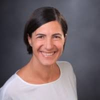 Karin Braun's Instagram, Twitter & Facebook