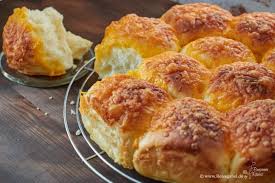 Fluffige Kartoffelbrotchen Mit Kase Kartoffelbrot Rezepte Lebensmittel Essen