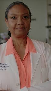 Yvette Dick's Instagram, Twitter & Facebook