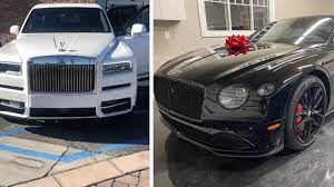 As of now in 2020, floyd mayweather's net worth is more than $700 million. Floyd Mayweather Gifts Himself 2020 Bentley Continental And 2020 Rolls Royce Cullinan For Christmas Autoreportng