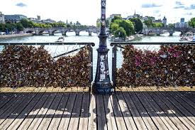 The practice became so popular. Locks On The Seine Love Or Litter