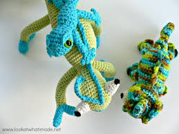 Discover free knitting patterns for socks, accessories, toys, hats, mittens, home décor and more. 4 Fabulous Crochet Lizard Patterns A Mini Round Up