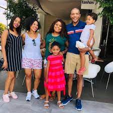 Her birthday, what she did before fame, her family life, fun trivia facts, popularity rankings, and more. Redi Tlhabi On Twitter Eish Lesegotlhabi I Edited Neo Out Knowing Her She Would Just Roll Her Eyes At Me