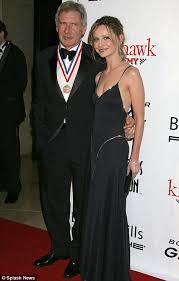 Calista flockhart's wedding ring from harrison ford. Could Harrison Ford And Calista Flockhart Finally Be About To Tie The Knot Daily Mail Online