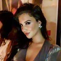 Raquel Londono's Instagram, Twitter & Facebook