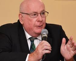 Glenn Powell 1940-2020