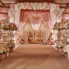 264 Followers 330 Following 6 Posts See Instagram Photos And Videos From Tuisha Desai Wish983 Wedding Decor Elegant Mandap Decor Blush Wedding Decor