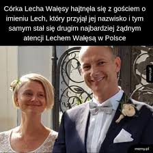 Ostatnio jednak lech wałęsa uznał, że powinien mieć koszulki, na których widnieje słowo „konstytucja napisane w języku. Lech Walesa Memy Konstytucja Internauci Jak Zwykle Byli Niezawodni A W Mediach Spolecznosciowych Pojawily Sie Memy Petra Pictures