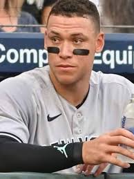 Can the Yankees catch the Dodgers within their budget?