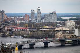 С 5 по 16 апреля в столице запрещены плановые госпитализации в государственных и коммунальных медицинских учреждениях, кроме оказания медпомощи беременным. Klichko Vvedyot Totalnyj Karantin V Kieve
