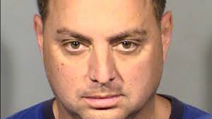 5 people arrested by Las Vegas police for moving scam