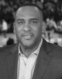 Dale Tennant's Instagram, Twitter & Facebook