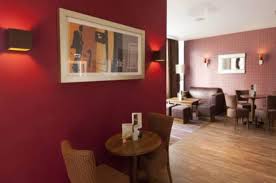 We love this premier inn no issues here, ice bucket filled for our drinks and extra pillows as well when asked for. Premier Inn London Greenwich Hotel London United Kingdom Overview