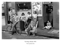 Browse historical events, famous birthdays and notable deaths from aug 19, 2003 or search by date, day or keyword. Reynolds Mark Rennie Ellis 11 November 1940 19 August 2003 Ich Mag Die Bilder Vom Australis Australian Photography Black And White Photographs Melbourne