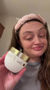 Hair mask for day 5 of Mask-mas!@Dove Beauty & Personal Care ##maskmas...