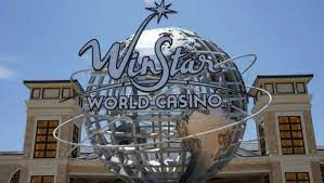 A list of the biggest casinos in the united states in terms of floor space and number of machines. Top 10 Largest Casinos In The United States
