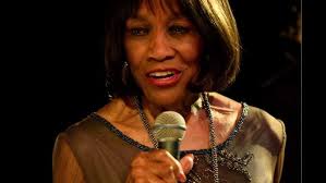 SALENA JONES sings I DON`T WANT TO MISS A THING