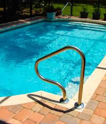 Auf der sonneninsel verbringen sie ihren urlaub quasi in der ersten reihe am meer. Ferienhauser Mit Pool An Der Ostsee Bei Hrs Holidays Online Gunstig Buchen